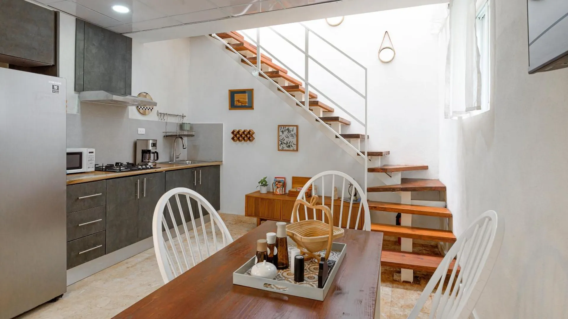 Enriquillo 2-Bedroom Apt Casa Areito Santo Domingo
